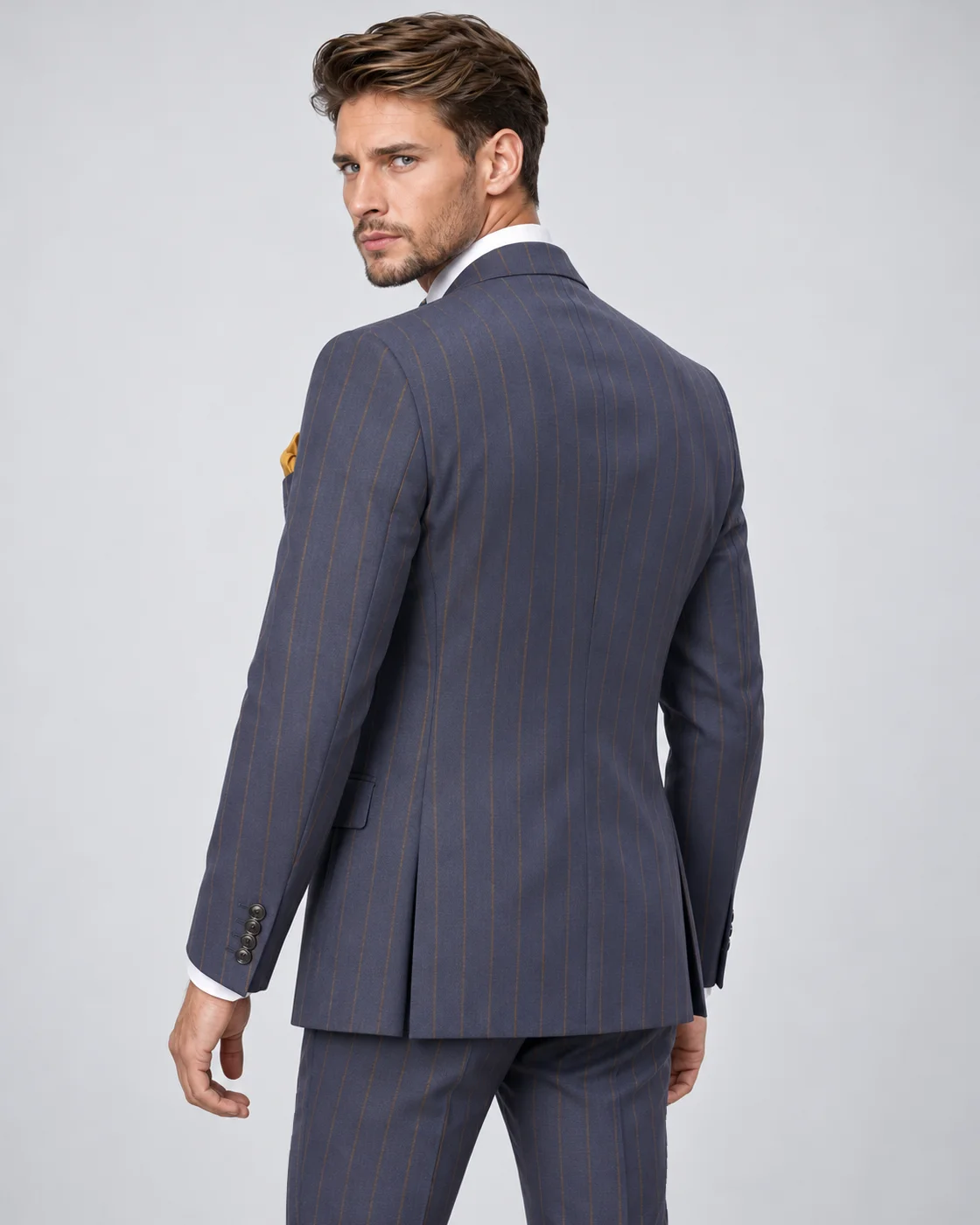 Costume bleu marine à rayures ocre en pure laine — Vue de dos